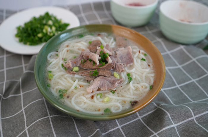 泰顺原味汤粉王培训
